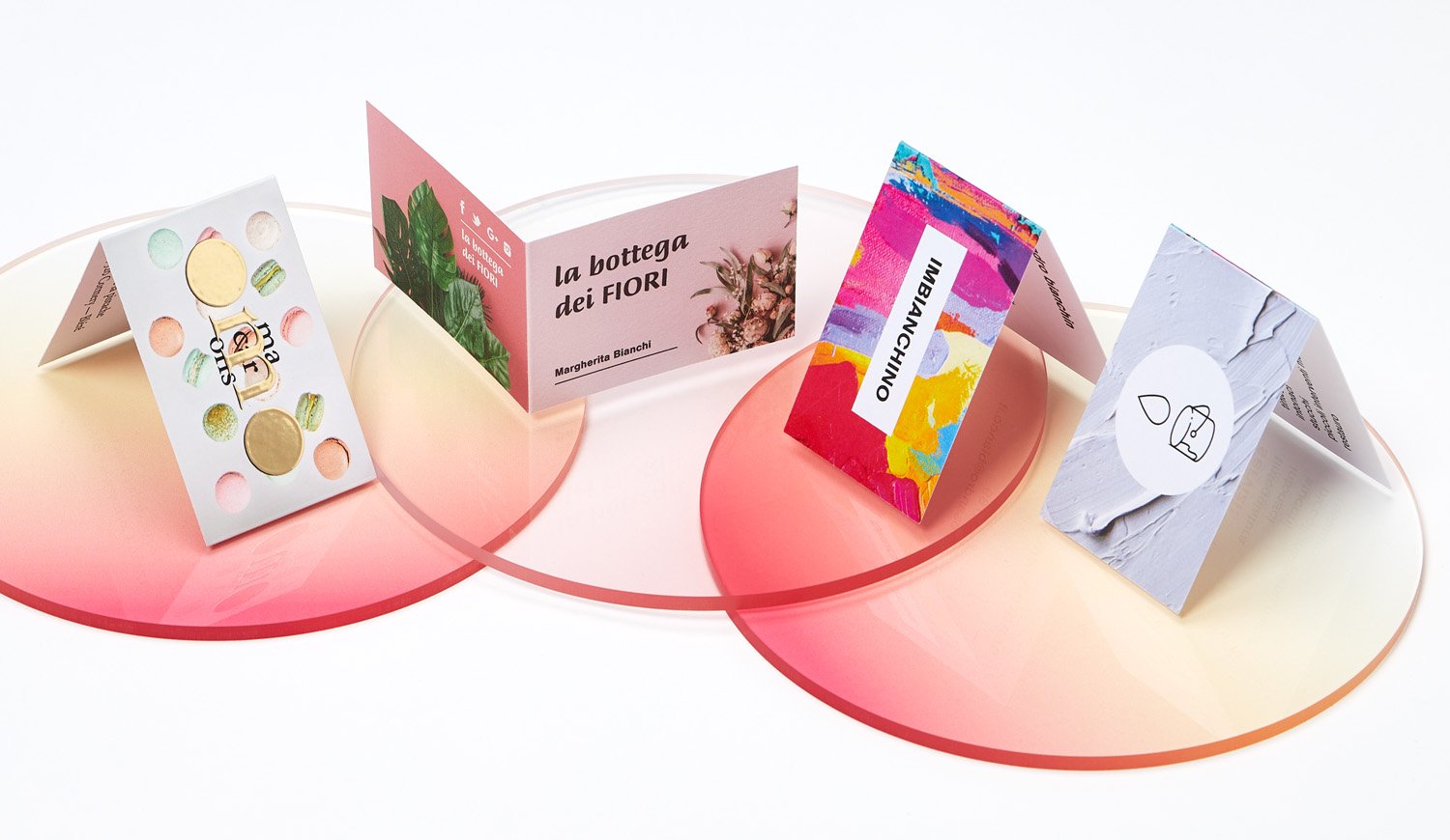 Cartes de visite pliées